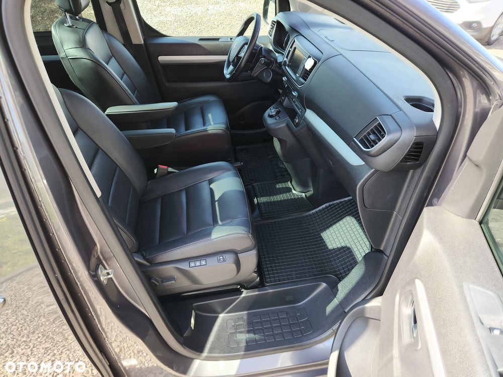Peugeot Traveller L2 2.0 EAT8 Business - 27
