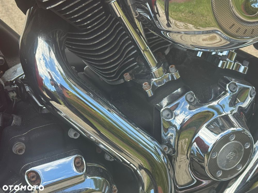 Harley-Davidson Touring Road King - 19