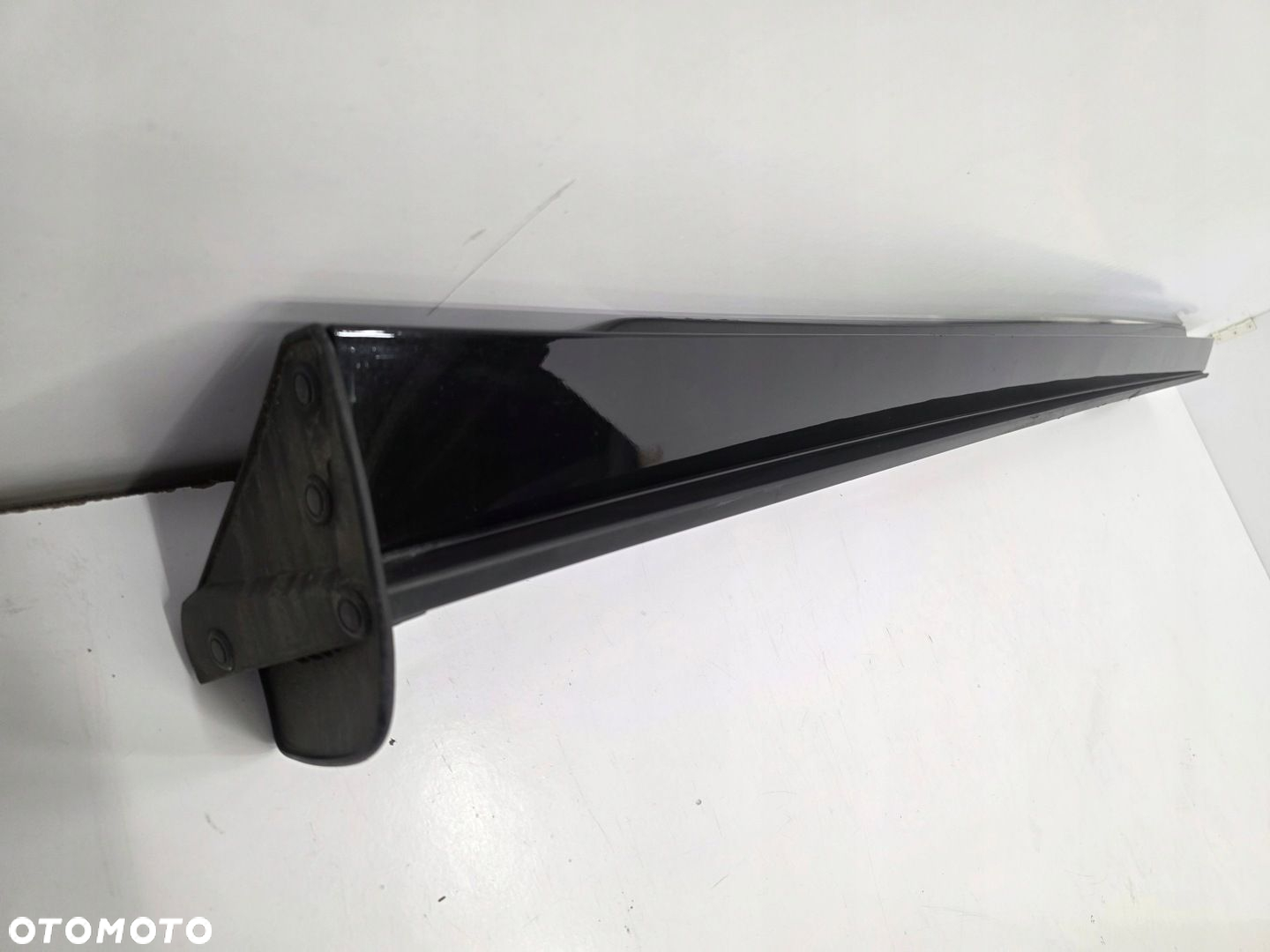 LISTWA PROGOWA PRAWA PRÓG MAZDA 3 BP IV BCJH-51P41 19 - - 6