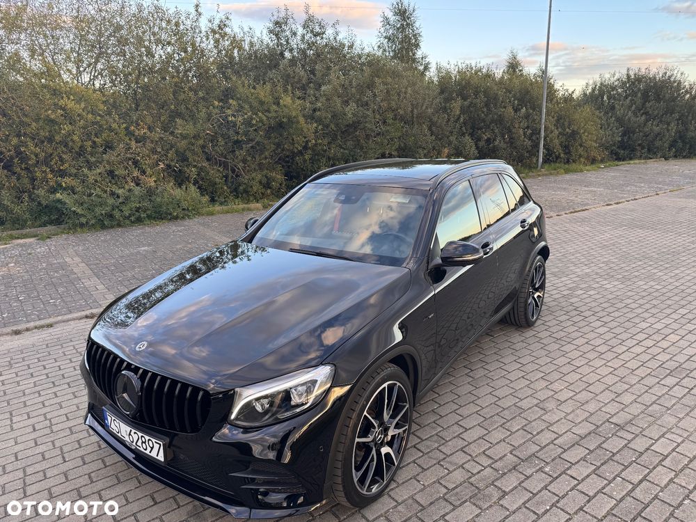 Mercedes-Benz GLC AMG 43 4Matic 9G-TRONIC - 9