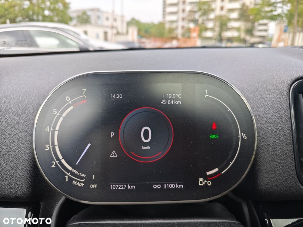 MINI Countryman Cooper All4 Essential Trim - 12