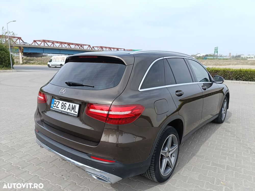 Mercedes-Benz GLC - 4