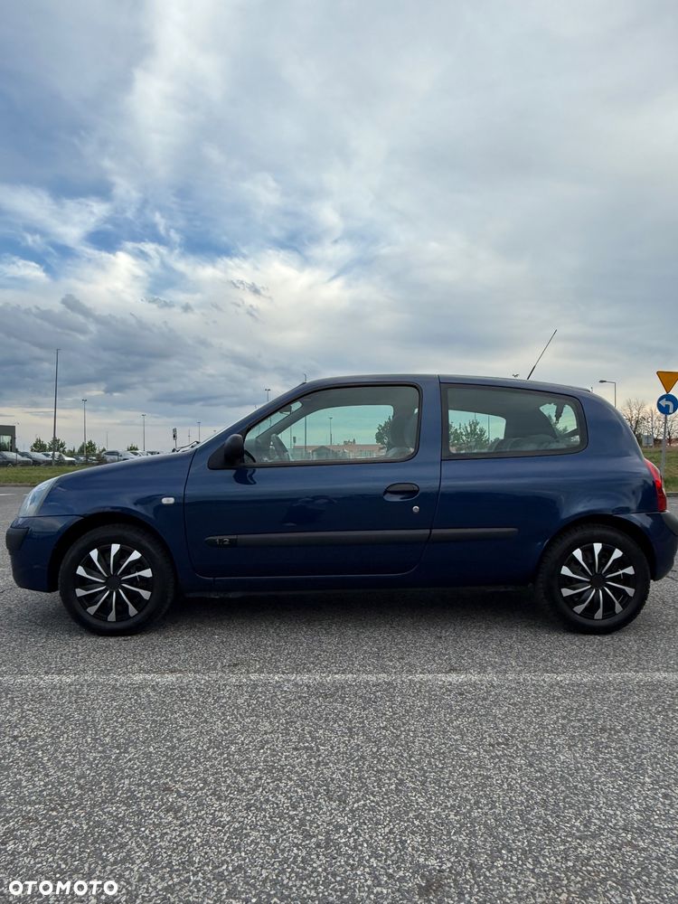 Renault Clio 1.2 Campus Authentique - 6
