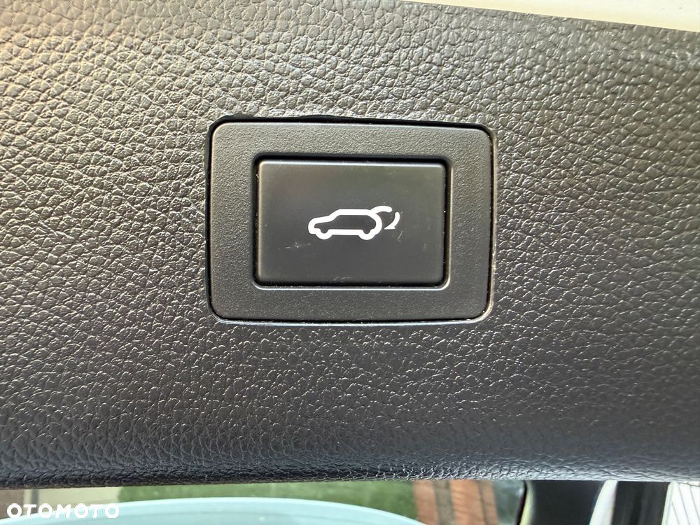 Hyundai i40 Kombi 1.7 CRDi Premium - 33