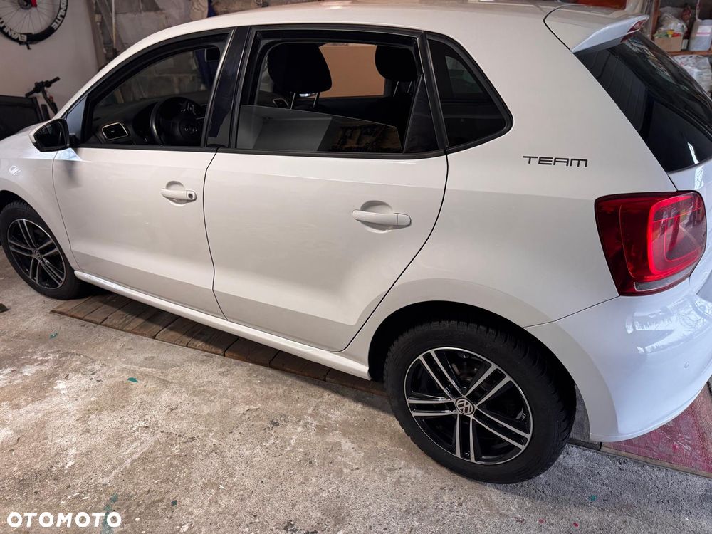Volkswagen Polo 1.6 TDI Team - 16