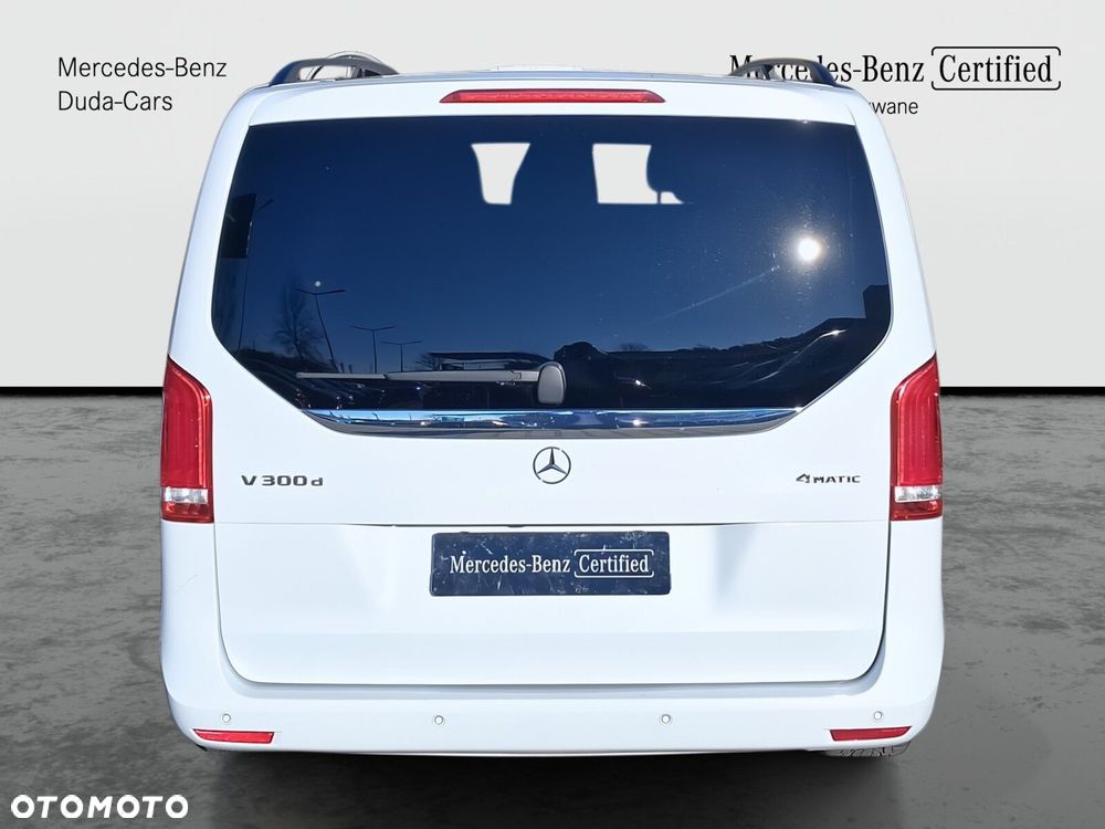 Mercedes-Benz Klasa V - 6