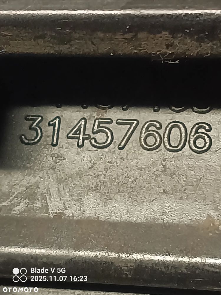 Grill Atrapa Volvo XC60 II - 7