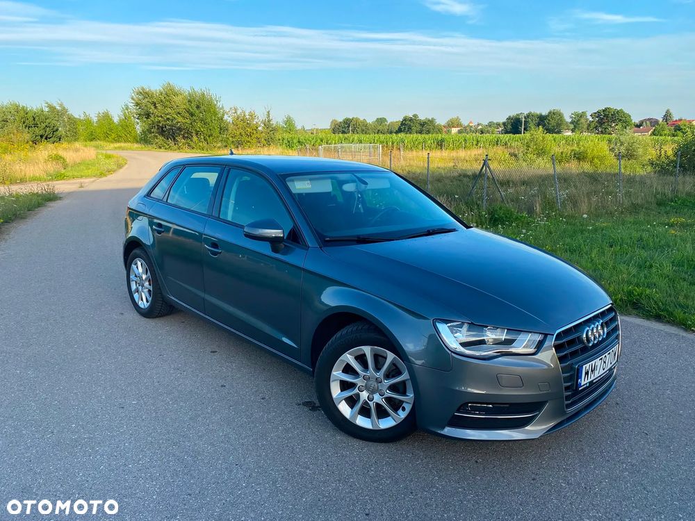 Audi A3 Sportback 1.6 TDI Ambiente - 3