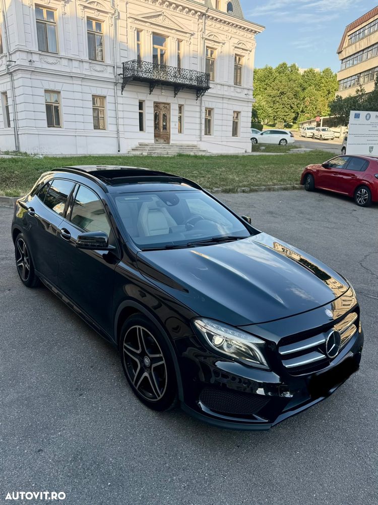Mercedes-Benz GLA - 4