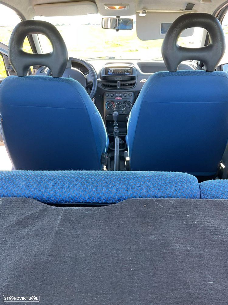 Fiat Punto 1.2 16V HLX - 20