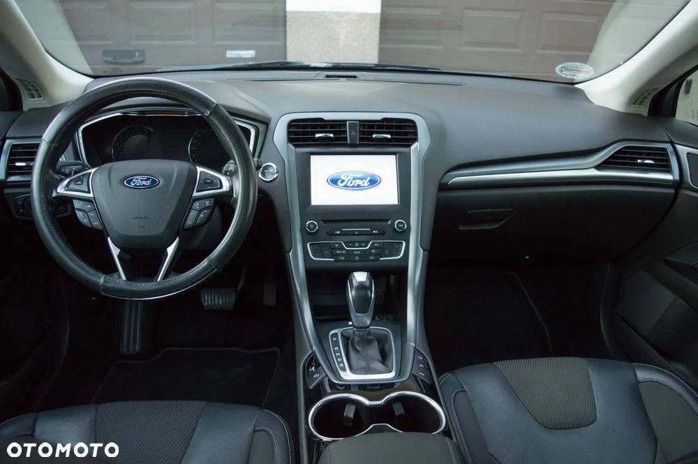 Ford Mondeo 2.0 TDCi Titanium PowerShift - 17