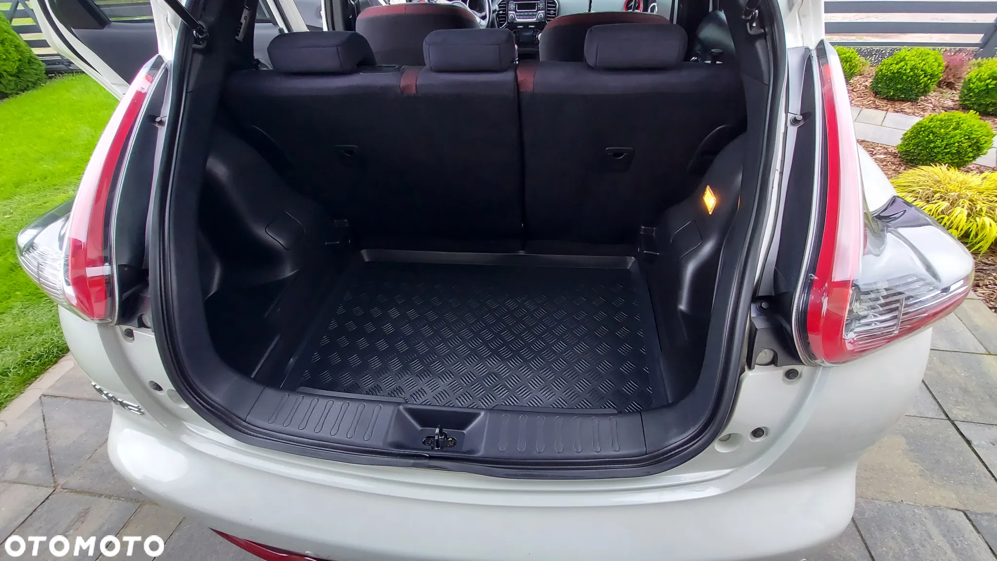 Nissan Juke 1.2 DIG-T Acenta EU6 - 17