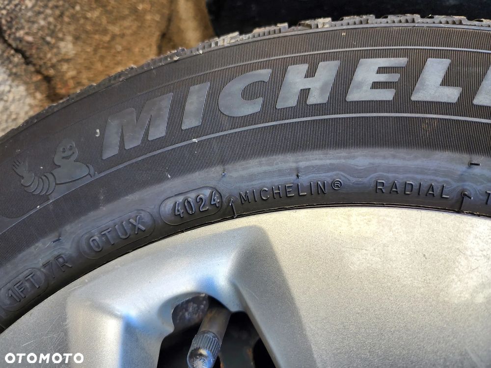 Opel Astra 1.4 Turbo 150 Jahre - 15