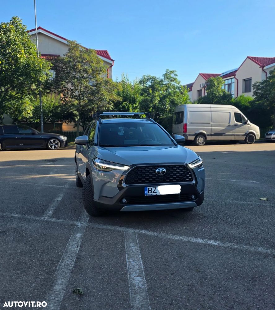 Toyota Corolla Cross - 1