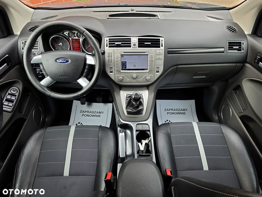 Ford Kuga 2.0 TDCi 2x4 Titanium - 28