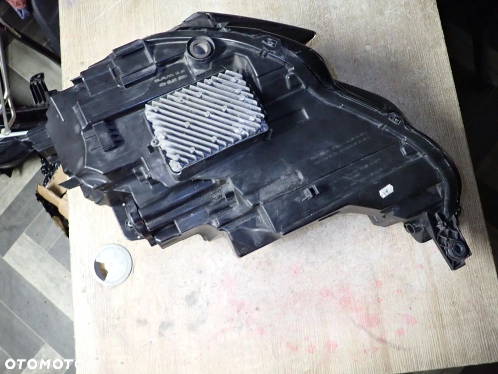 AUDI S3 8Y LAMPA PRAWY PRZÓD EUROPA 8Y0941036F - 4