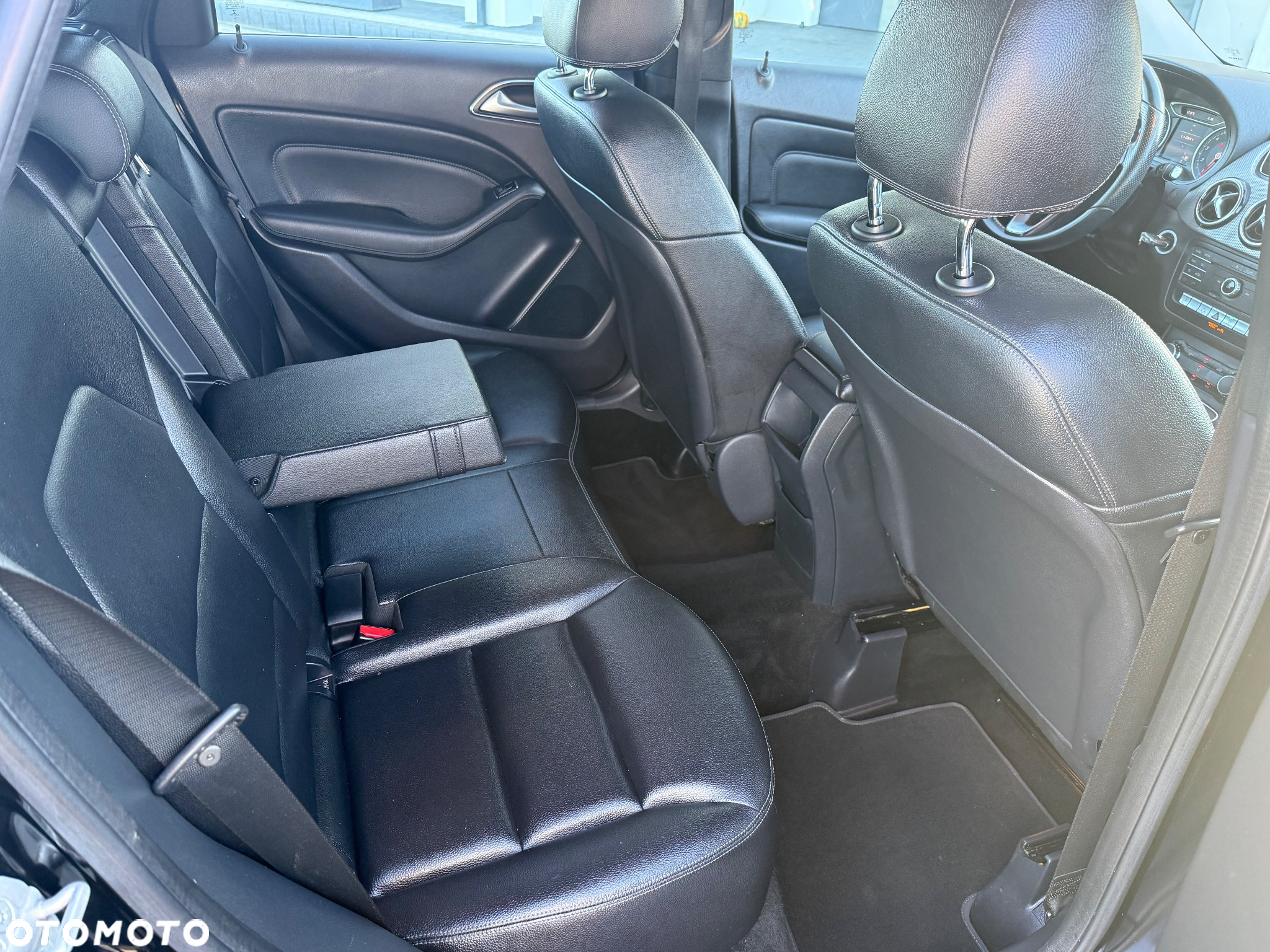 Mercedes-Benz Klasa B 250 4-Matic - 10