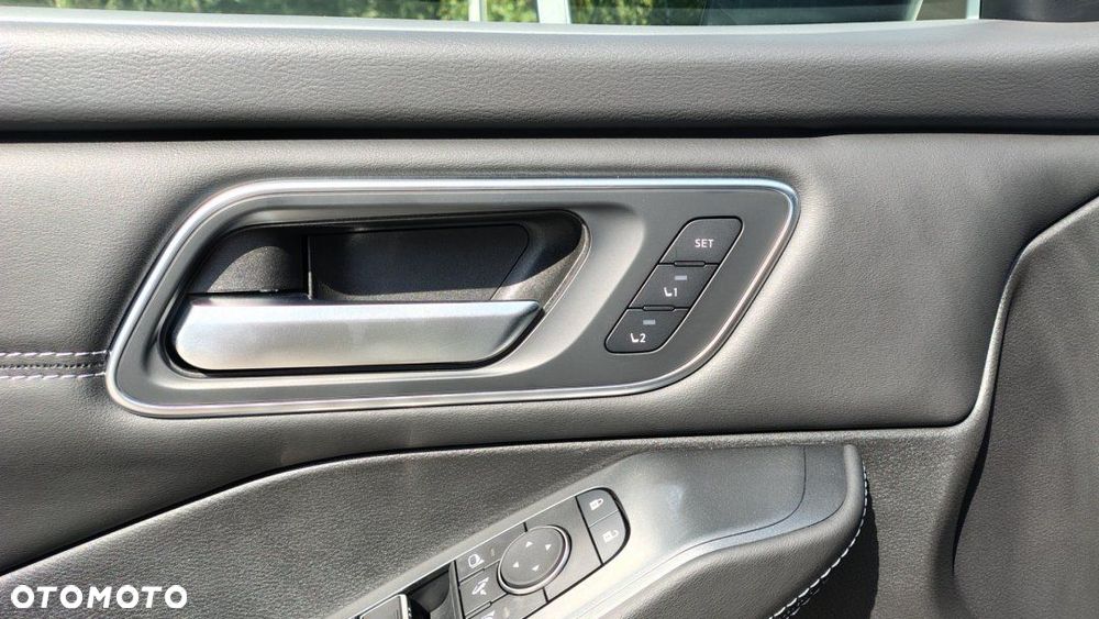 Nissan Qashqai - 12