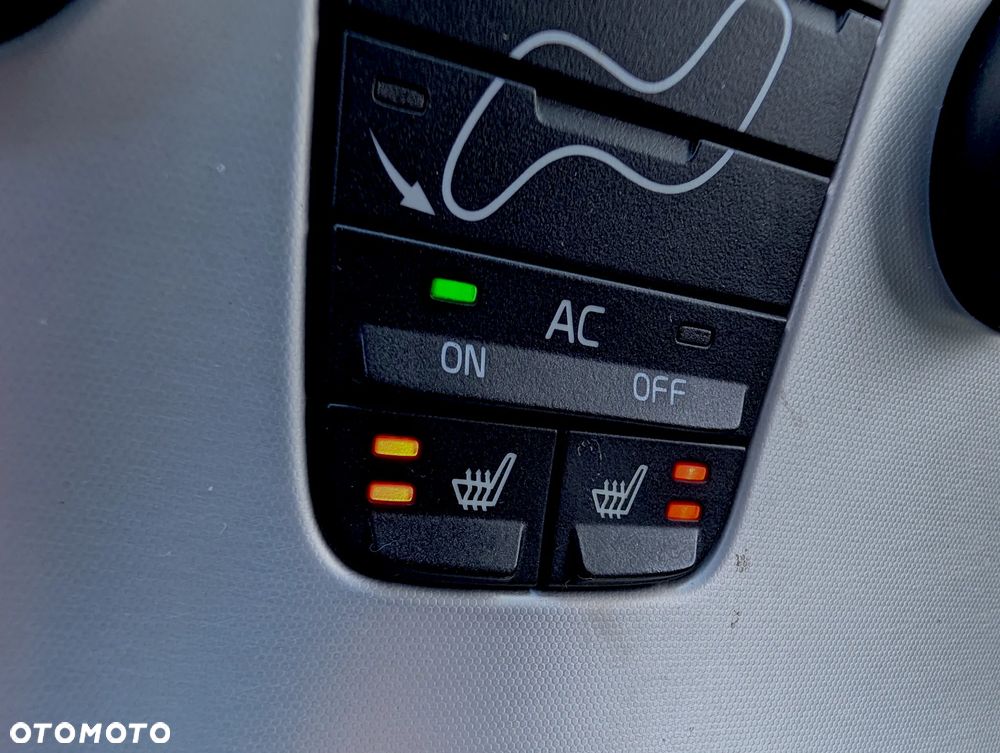 Volvo V50 - 28