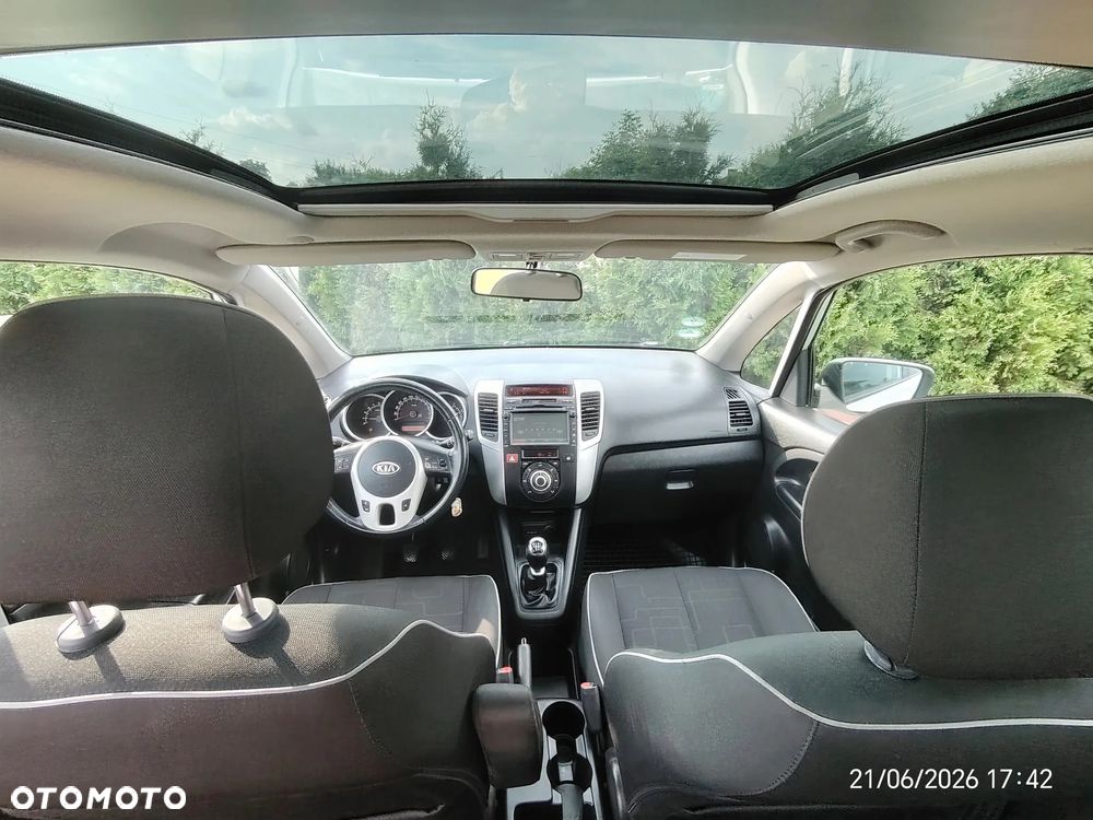 Kia Venga 1.4 CRDi S - 22