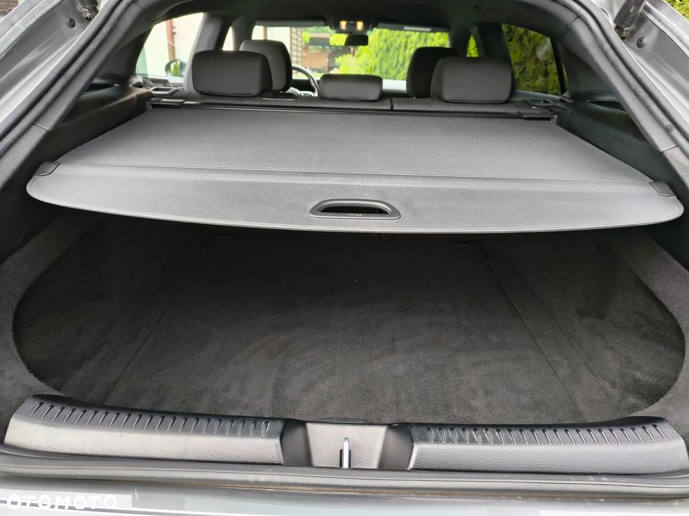 Mercedes-Benz CLA 180 7G-DCT - 22
