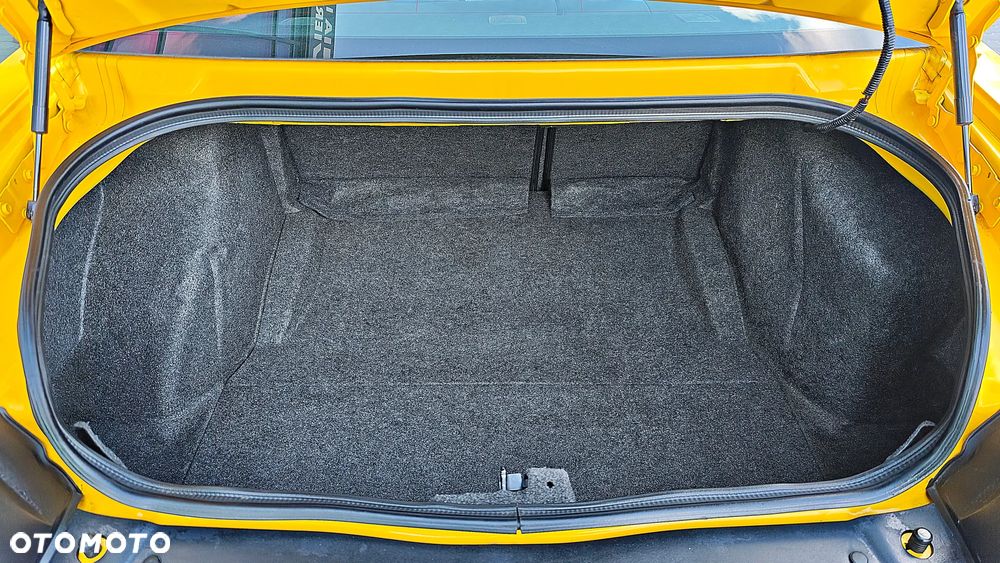 Dodge Challenger 6.4 Scat Pack - 38