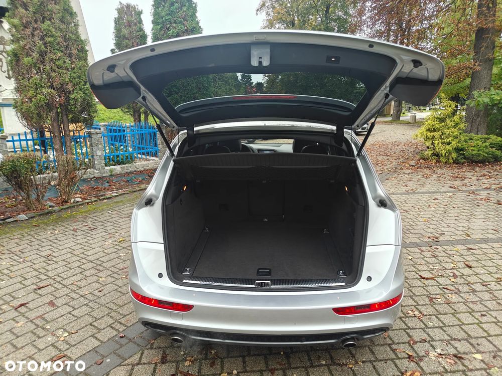 Audi Q5 3.2 FSI Quattro S tronic - 16