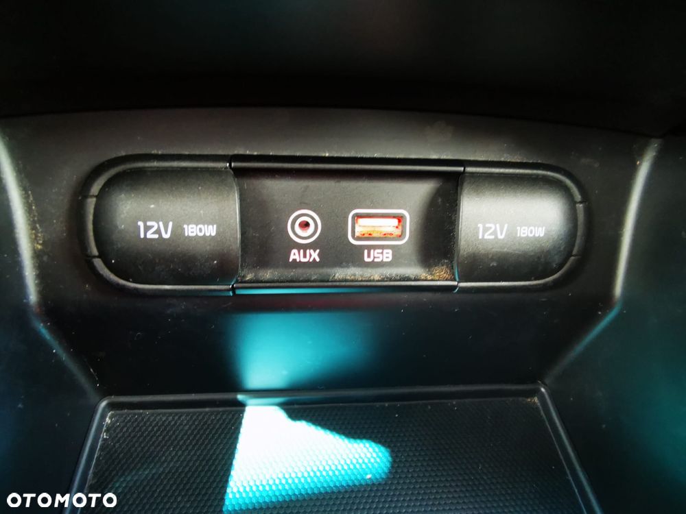 Kia Sorento - 22