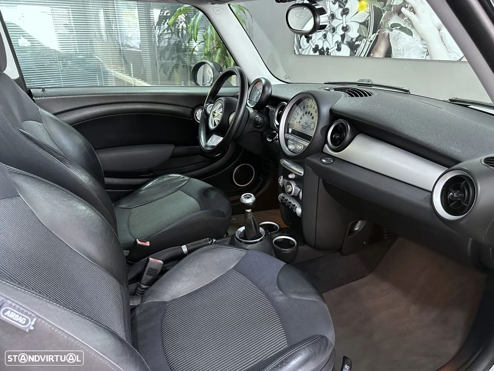 MINI 3 Portas Cooper - 19