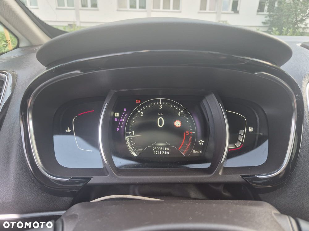 Renault Espace 1.6 dCi Energy Initiale Paris EDC - 13