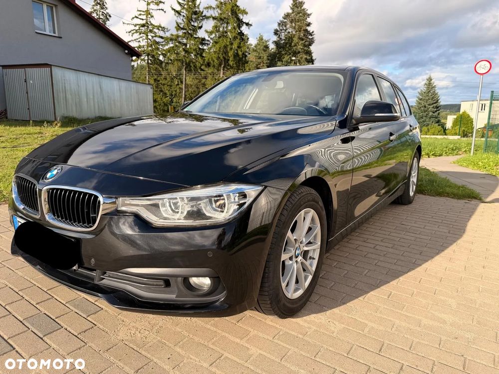BMW Seria 3 318d - 11