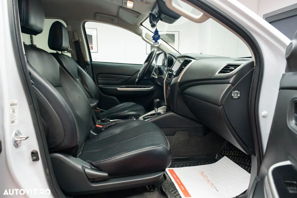 Mitsubishi L200 Double Cab 2.2 DI-D A/T Instyle - 26