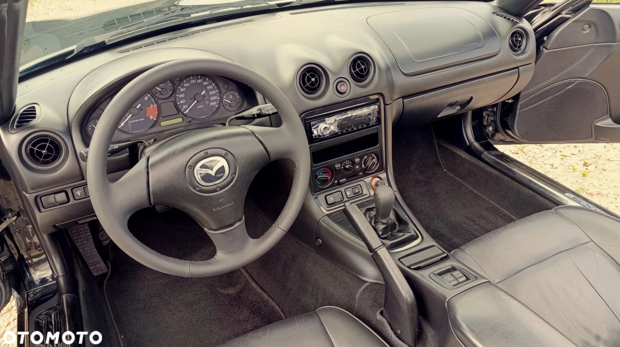 Mazda MX-5 1.6i 16V - 30