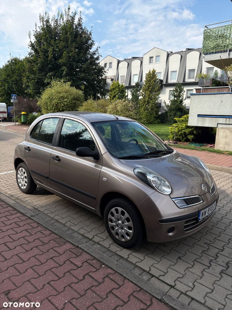 Nissan Micra - 2