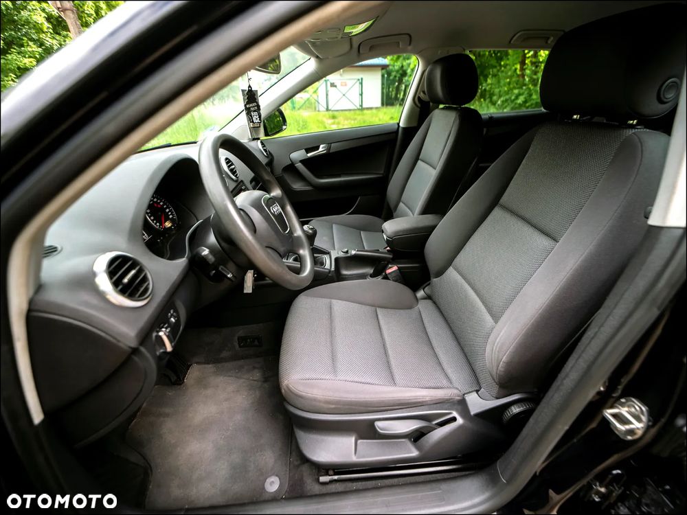 Audi A3 Sportback - 18
