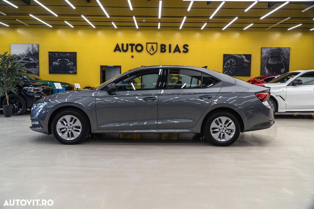 Skoda Octavia 2.0 TDI DSG Style - 17
