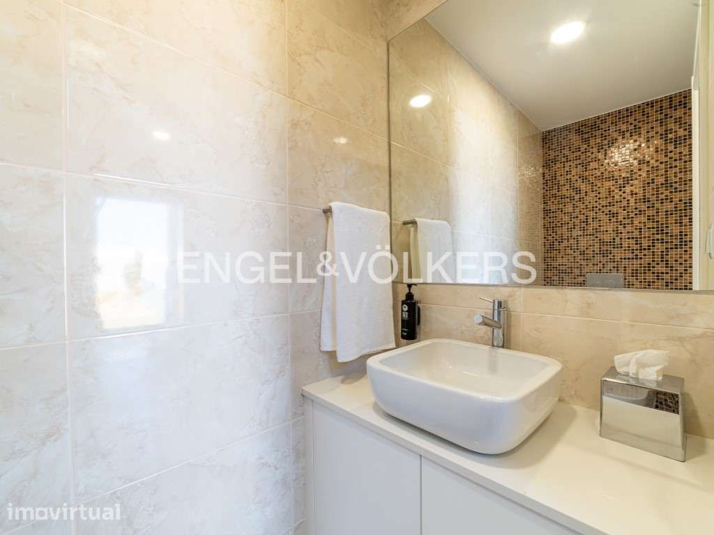 Investimento Turistico - T4 de luxo com piscina privativa - Grande imagem: 5/36