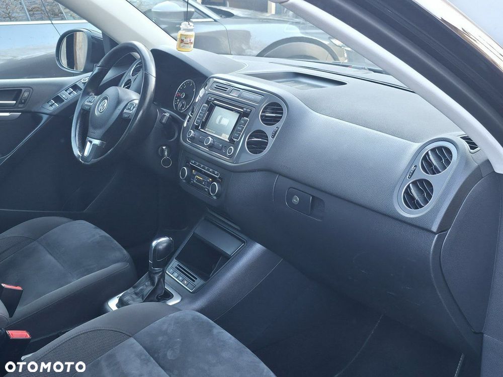 Volkswagen Tiguan - 11