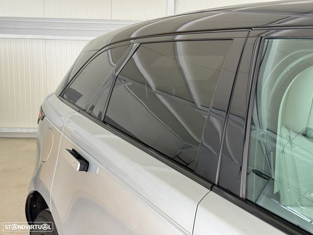 Land Rover Range Rover Velar P250 R-Dynamic - 26