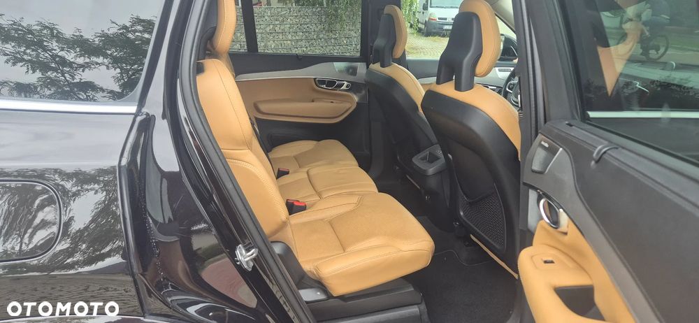 Volvo XC 90 D5 AWD Inscription 7os - 24