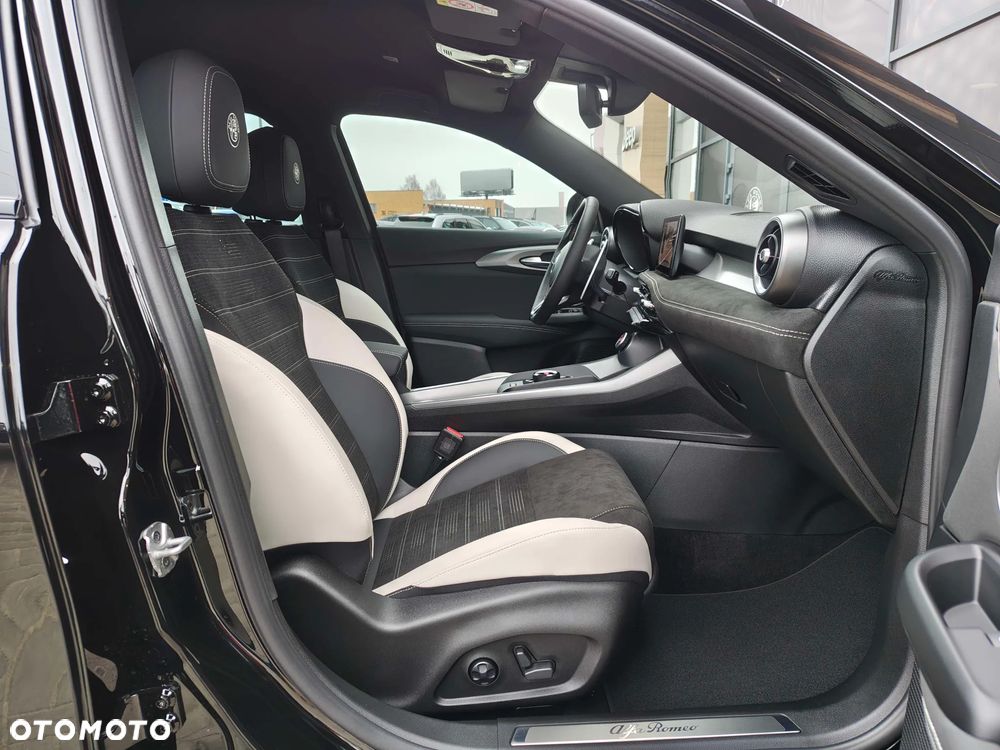 Alfa Romeo Tonale 1.5 T4 GSE mHEV Sport Speciale DCT - 9