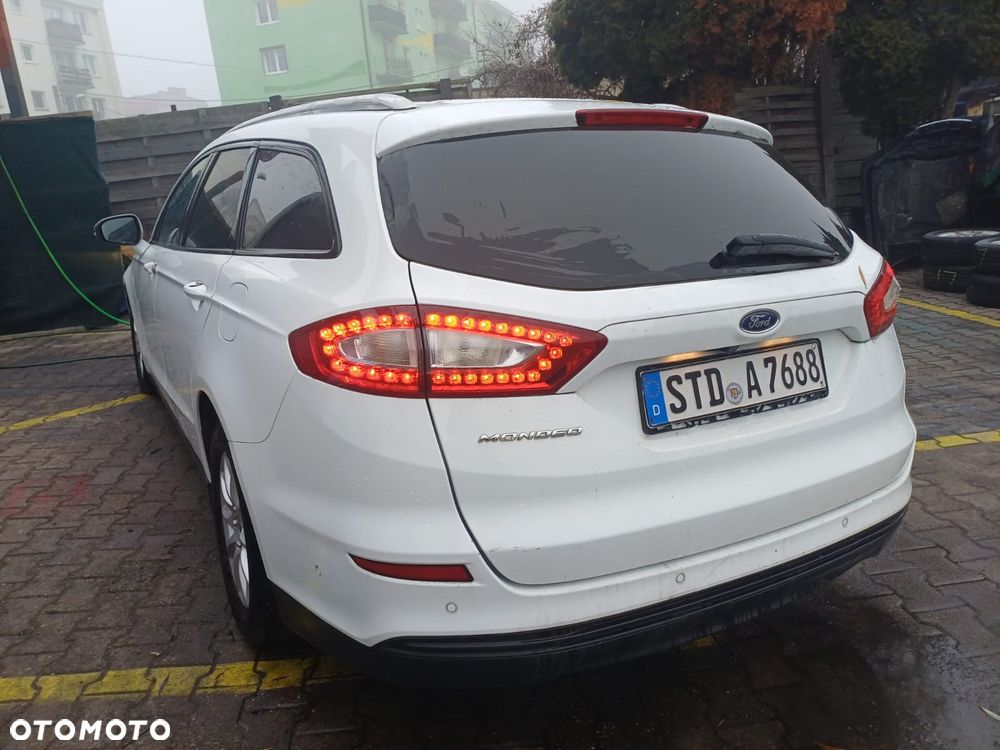 Ford Mondeo 2.0 TDCi ECOnetic Start-Stopp Business Edition - 2