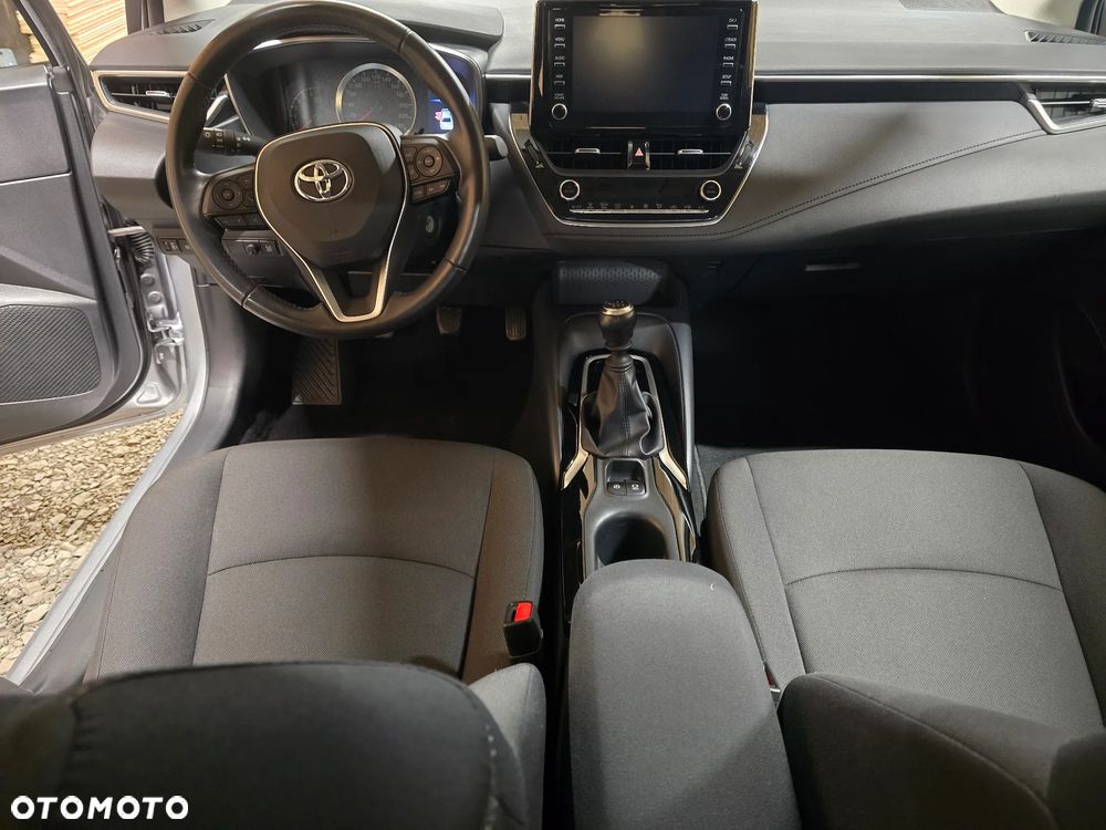 Toyota Corolla 1.5 Active - 17