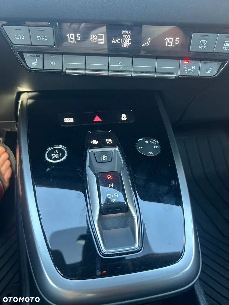 Audi Q4 Sportback e-tron 40 77kWh S Line - 16