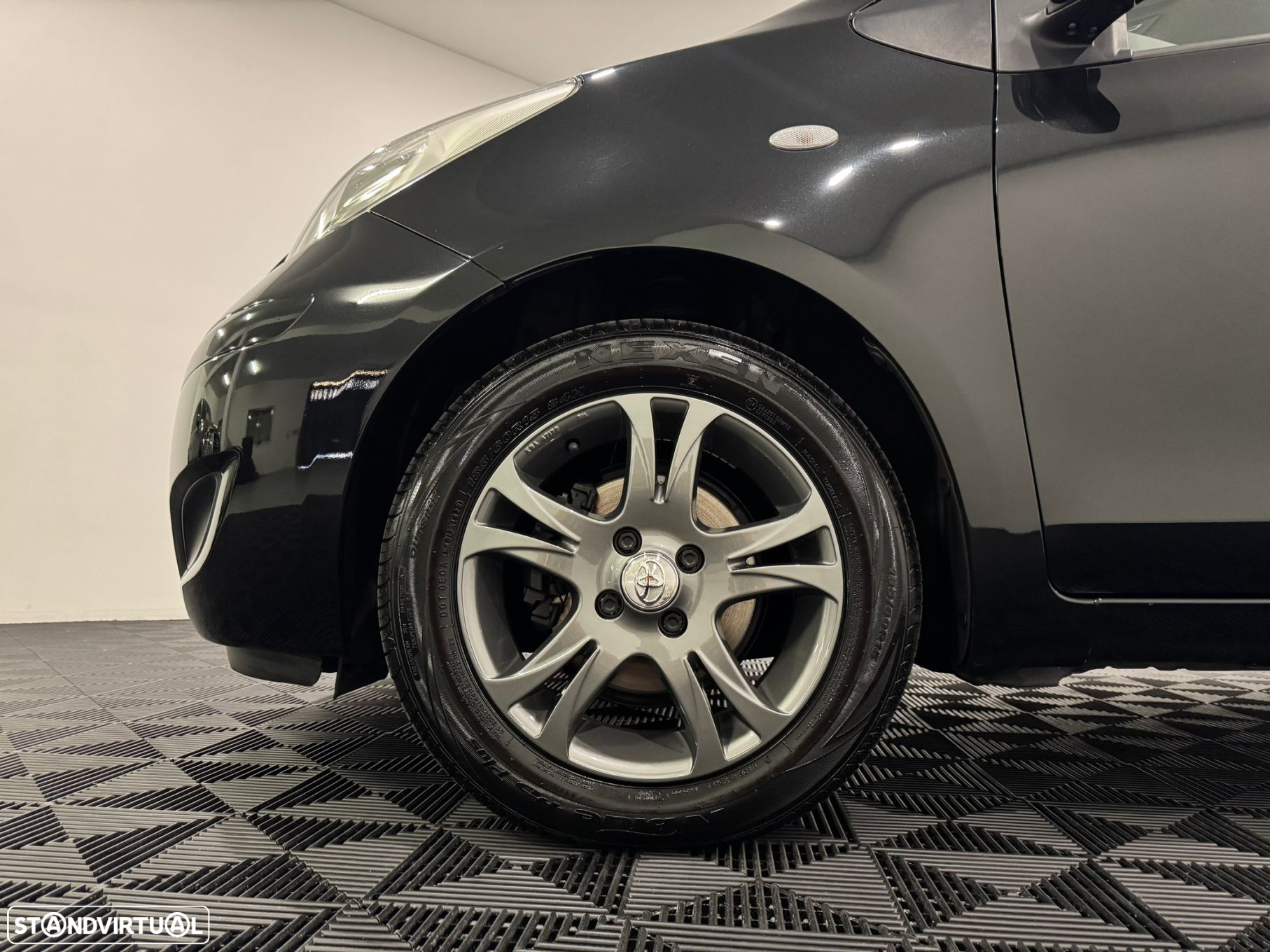 Toyota Yaris 1.0 VVT-i AC - 11