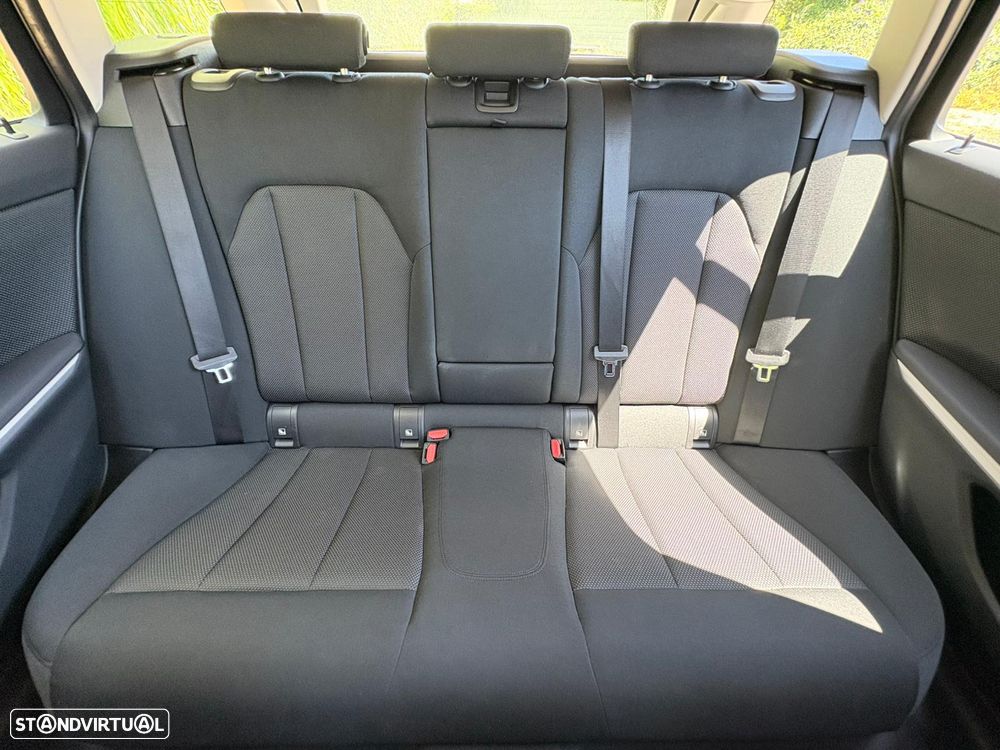 BMW 320 e Aut. Advantage - 38