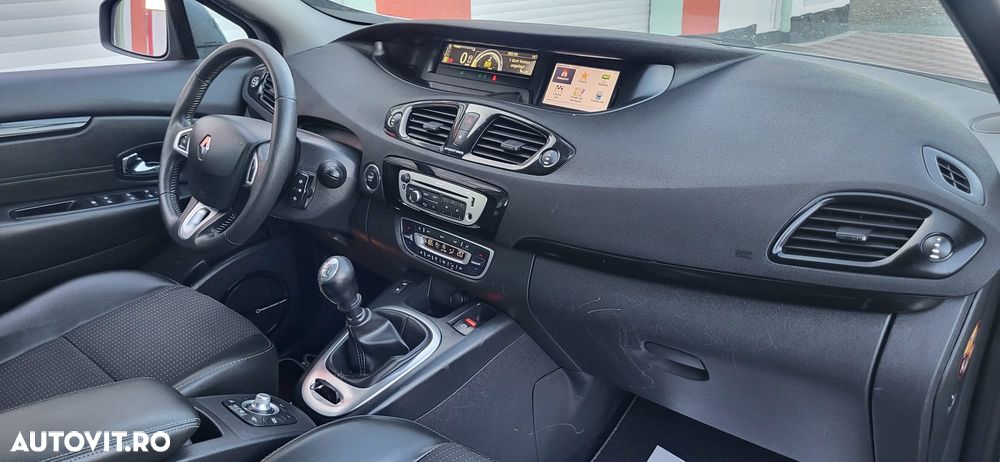 Renault Grand Scenic - 24