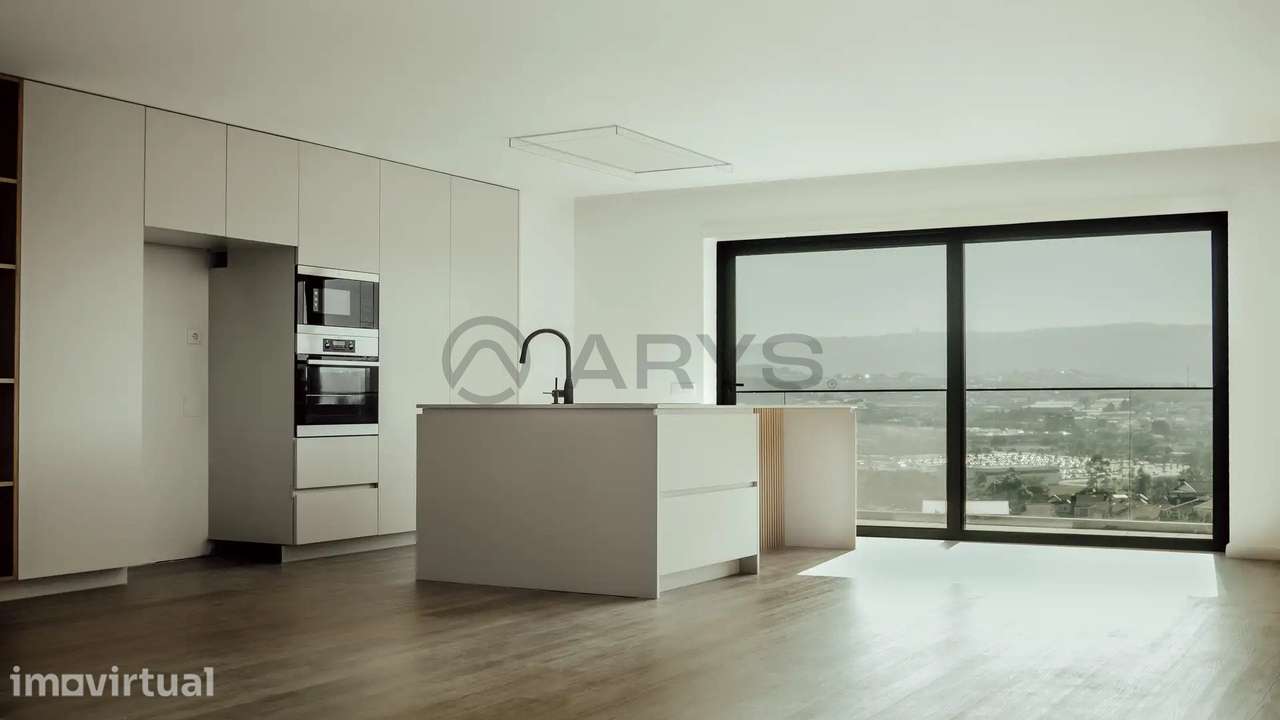 Apartamento em Ferreiros, Varanda com Churrasqueira - Grande imagem: 2/13