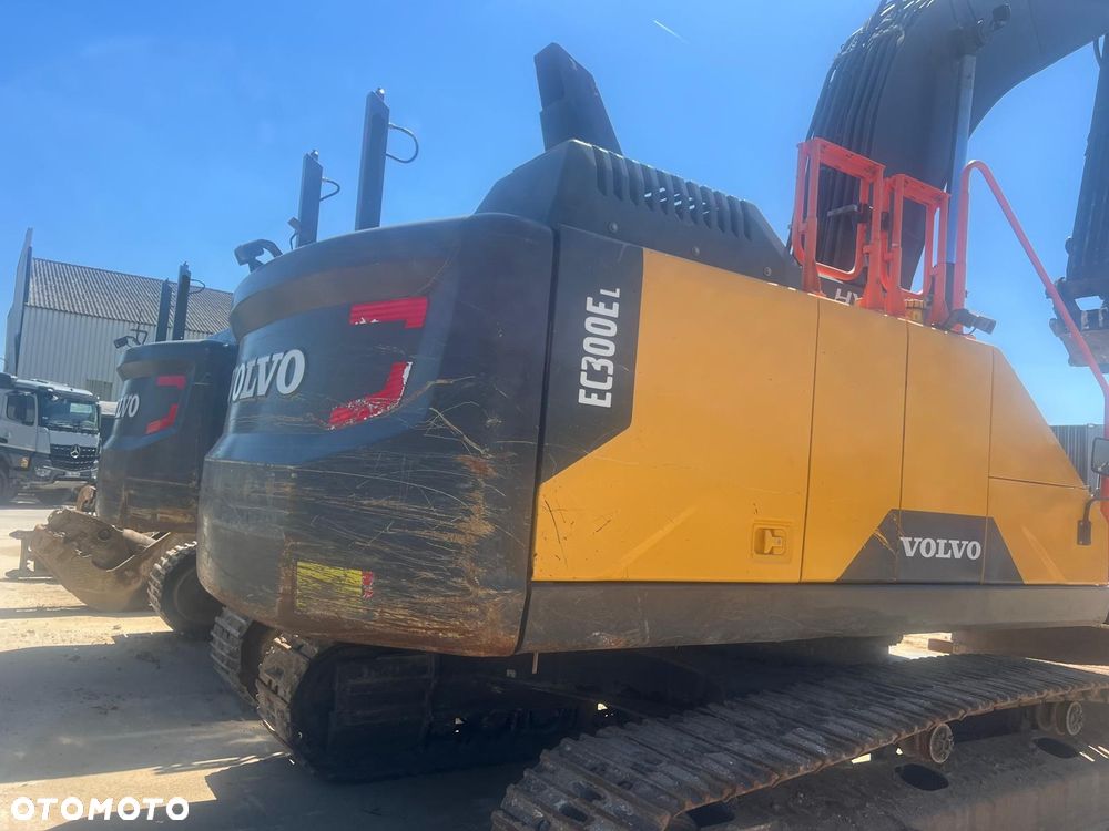 Volvo EC300EL EXCAVATOR - 8