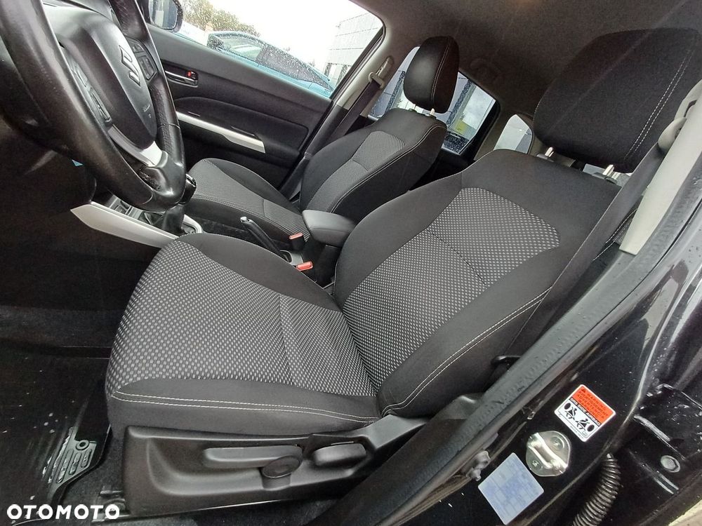 Suzuki Vitara 1.6 Premium 4WD - 13